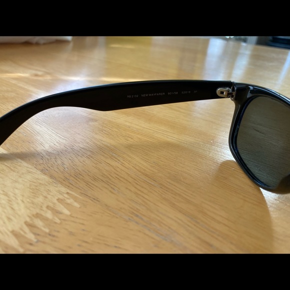 Ray-Ban Polarized Sunglasses - Picture 5 of 7